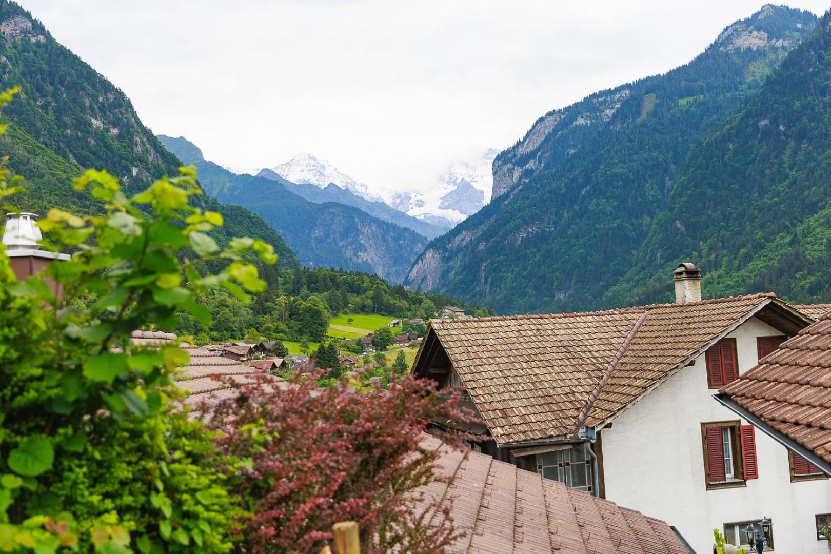 Charming Alpine Retreat By Apartments Capricorn Gsteigwiler Eksteriør bilde
