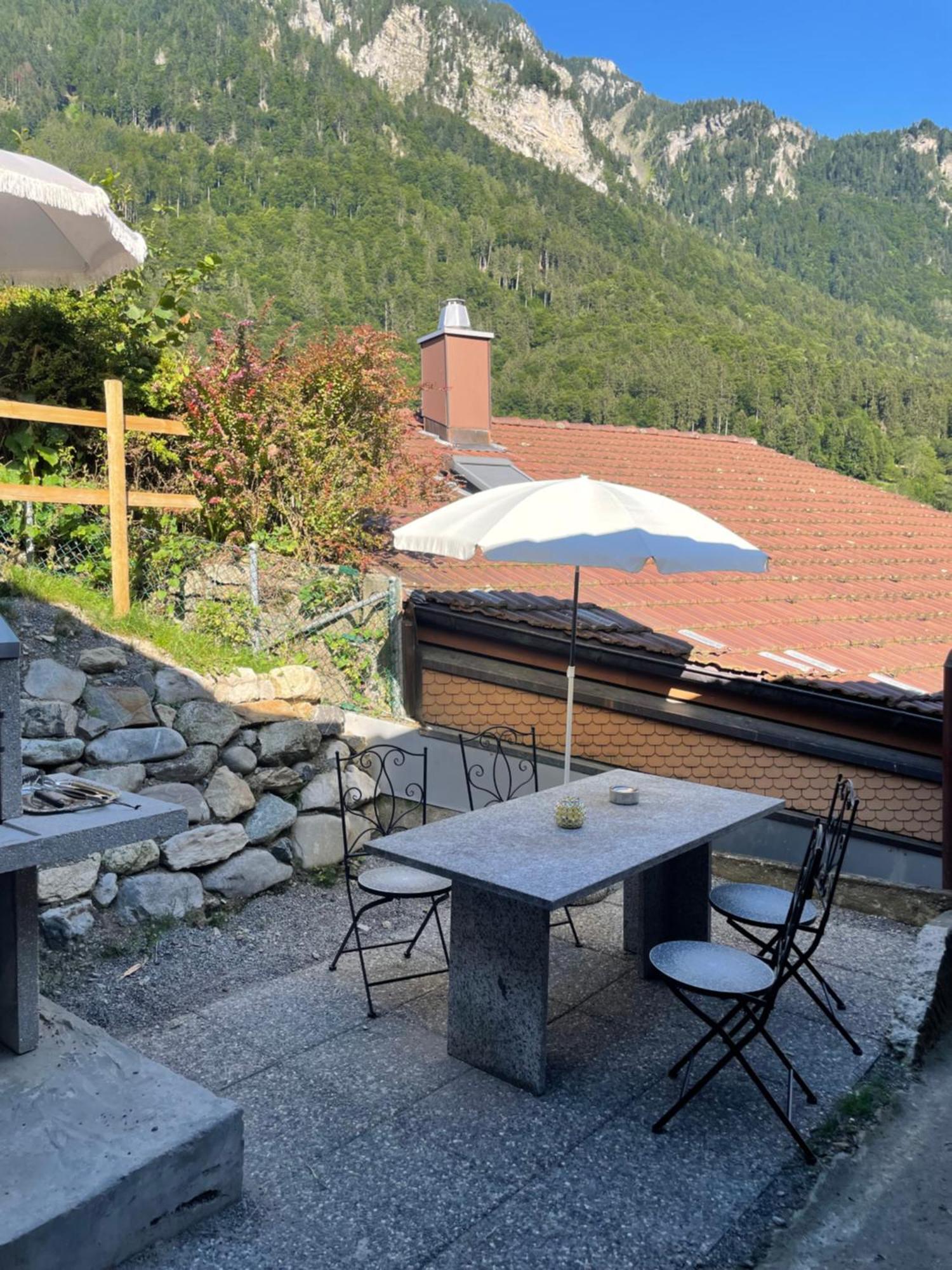 Charming Alpine Retreat By Apartments Capricorn Gsteigwiler Eksteriør bilde