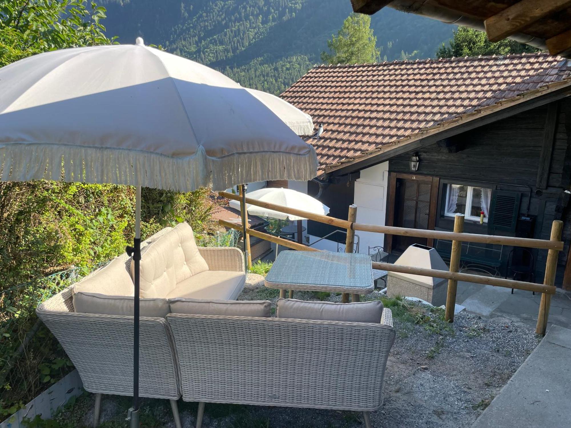 Charming Alpine Retreat By Apartments Capricorn Gsteigwiler Eksteriør bilde